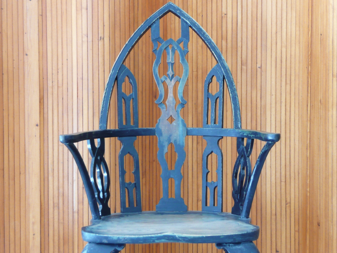 Poltroncina neogotica in rovere ebanizzato, nord Europa, 1860ca.