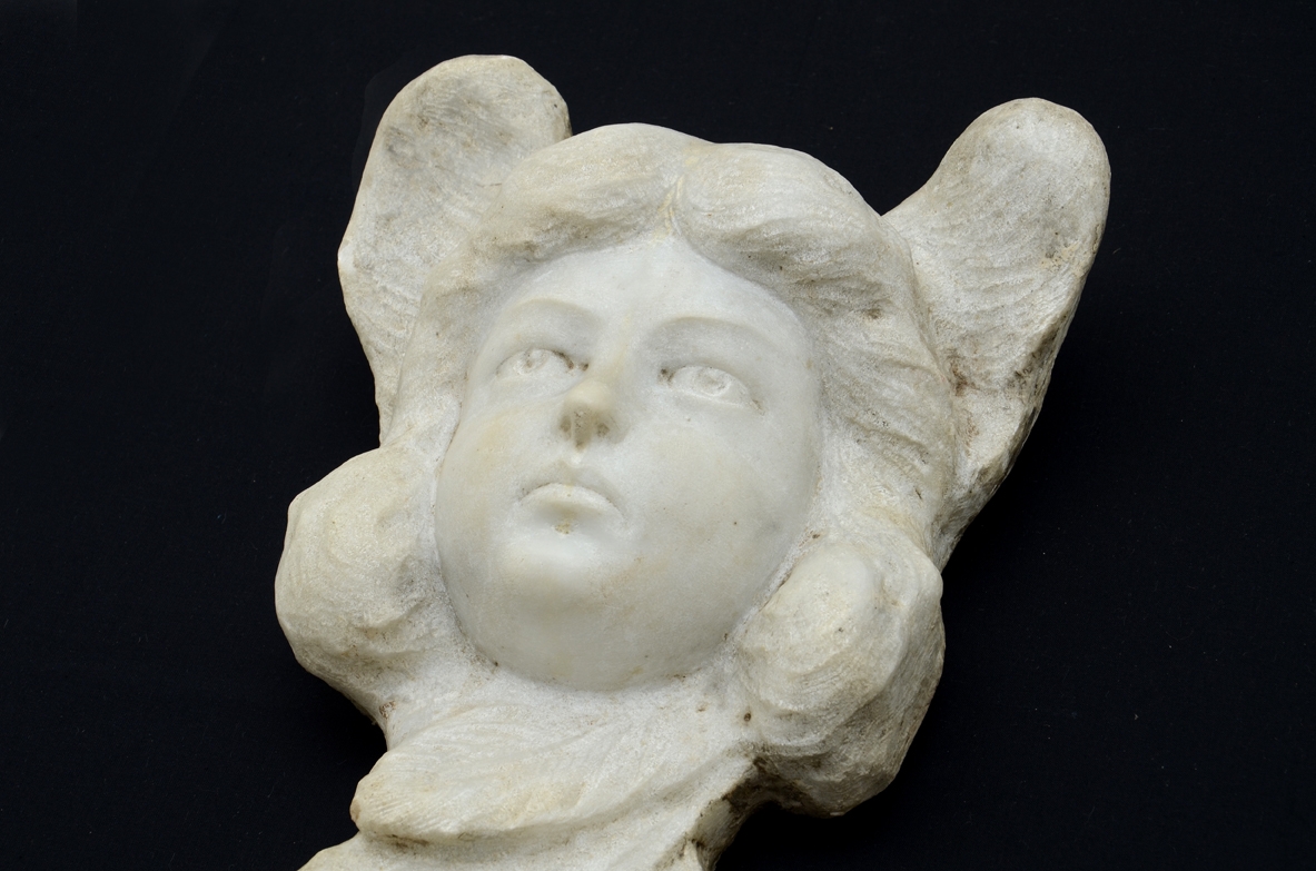 Two angels made of carved Carrara marble,.  Florence, Italy 1830's.
