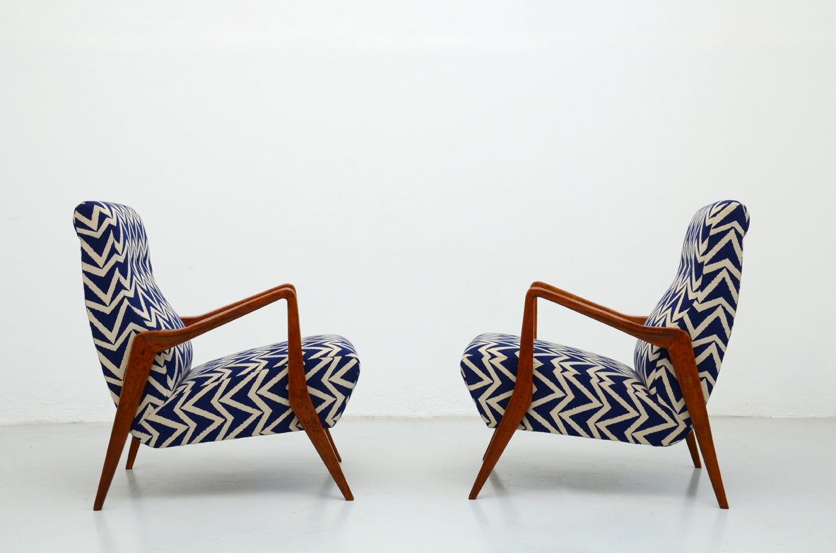 Beautiful pair of modernist 1950's Armchairs in the style of Gio Ponti.