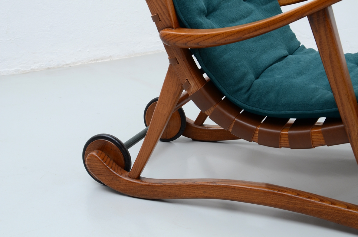 Guglielmo Pecorini, rare pair of armchairs with two back wheels. Bibl: M.R.Rogers, exposition catalog in New York, 1950.