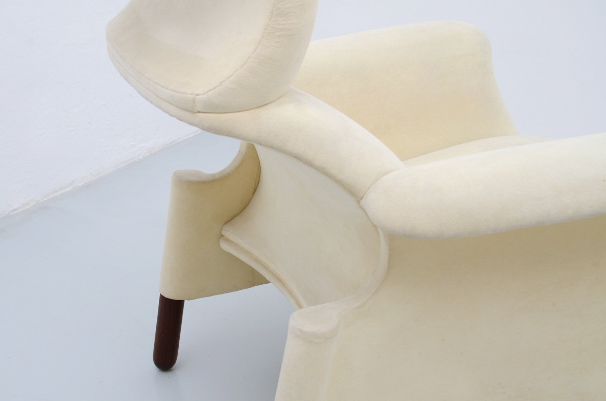 Vintage design furniture gallery Milan