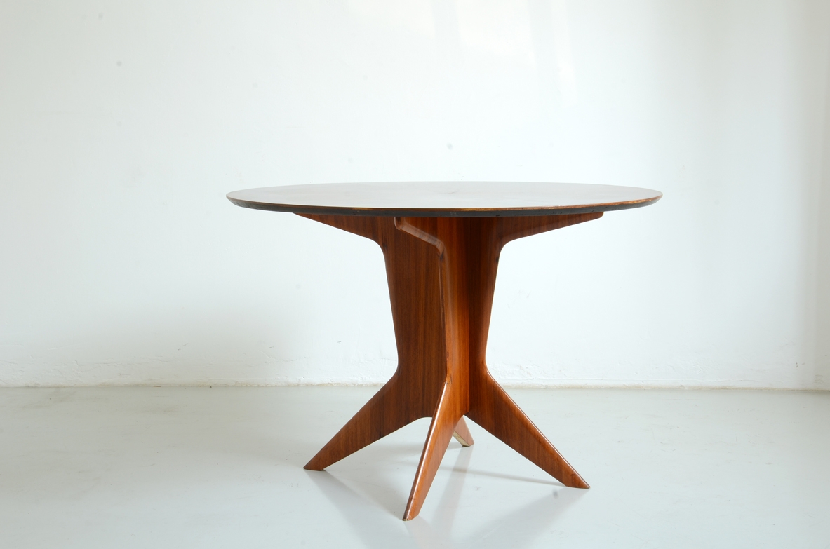 Round vintage Italian table