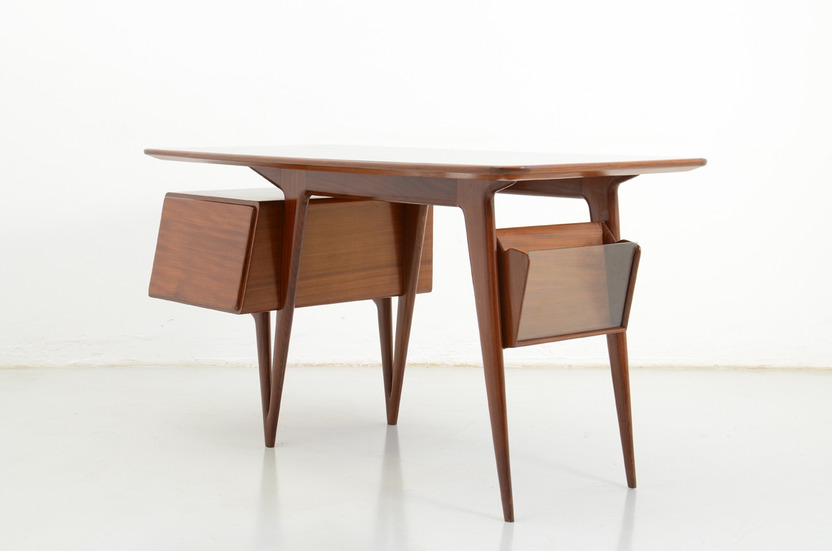 Modern Gio Ponti cavatorta designer art gallery Milan
