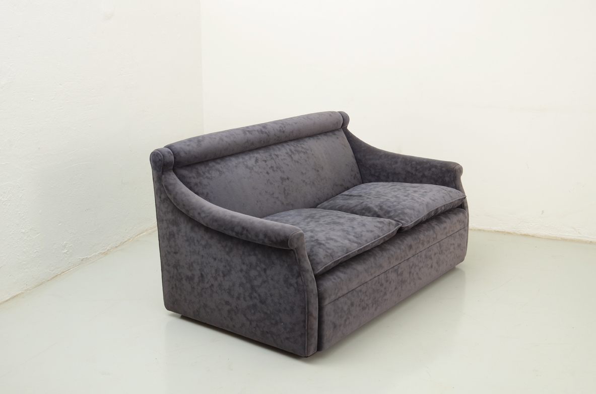 Divano arredamento vintage originale negozio Milano