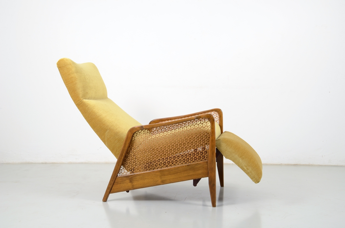 Vintage armchairs seatings design gallery Milan