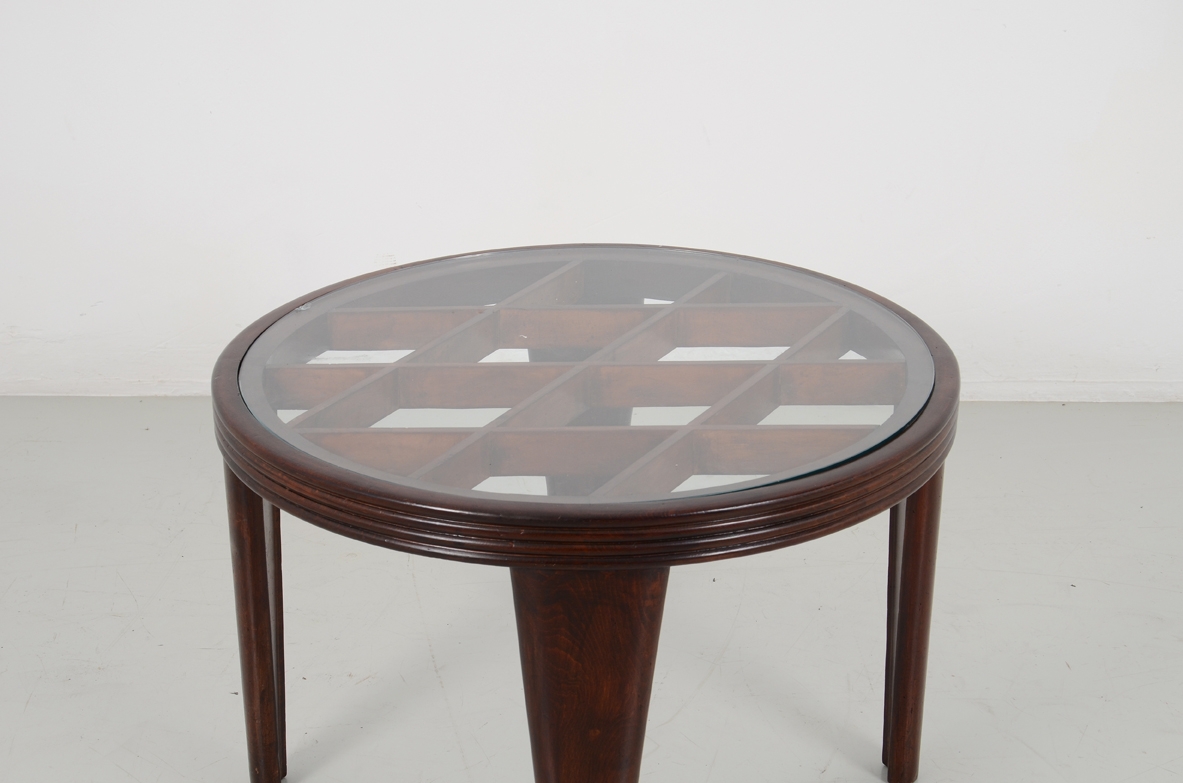 Italian 1940's coffee table in the style of Portaluppi