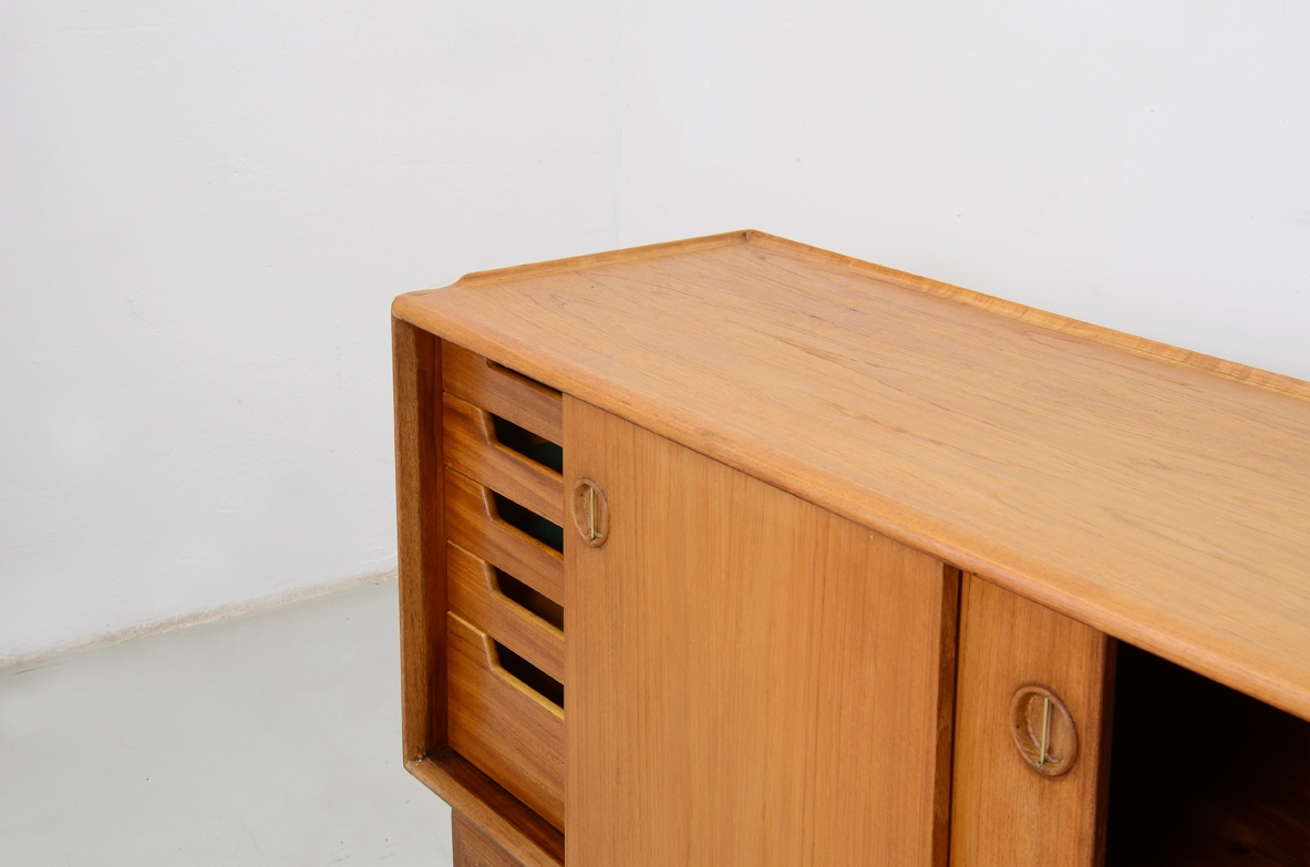 Italian 1950's sideboard in light oak.