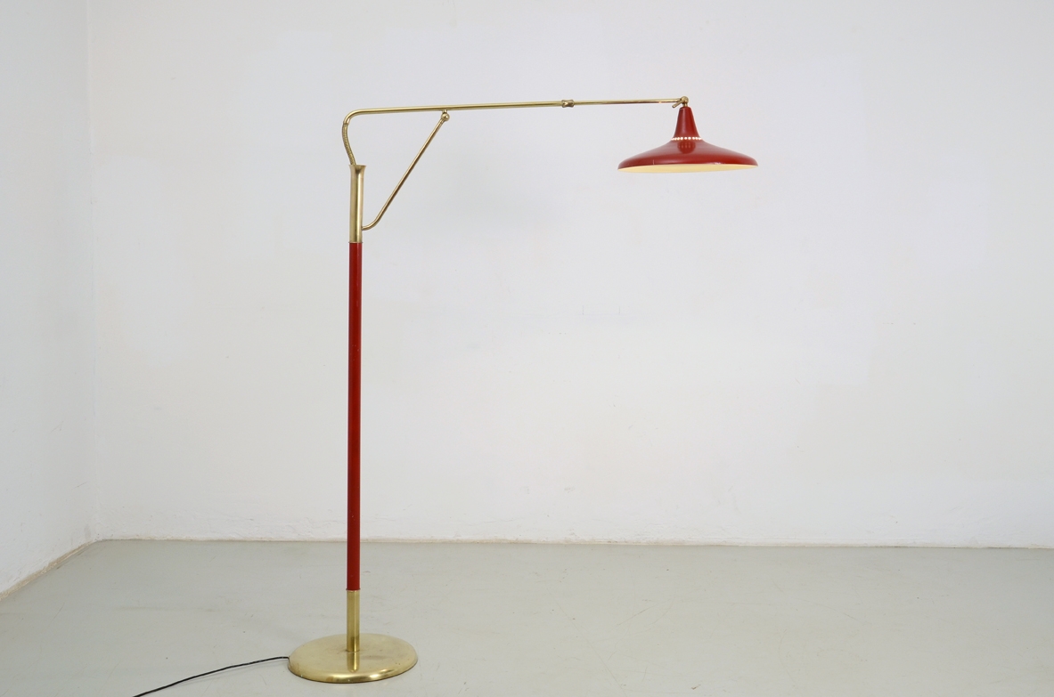 Arredoluce, piantana in metallo laccato e ottone, 1950ca.