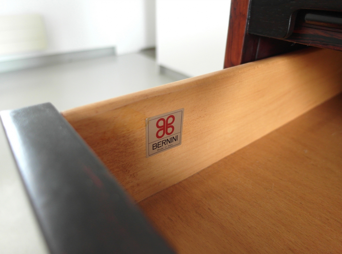 Gianfranco Frattini, mobile contenitore in legno di palissandro, produzione Bernini 1957.