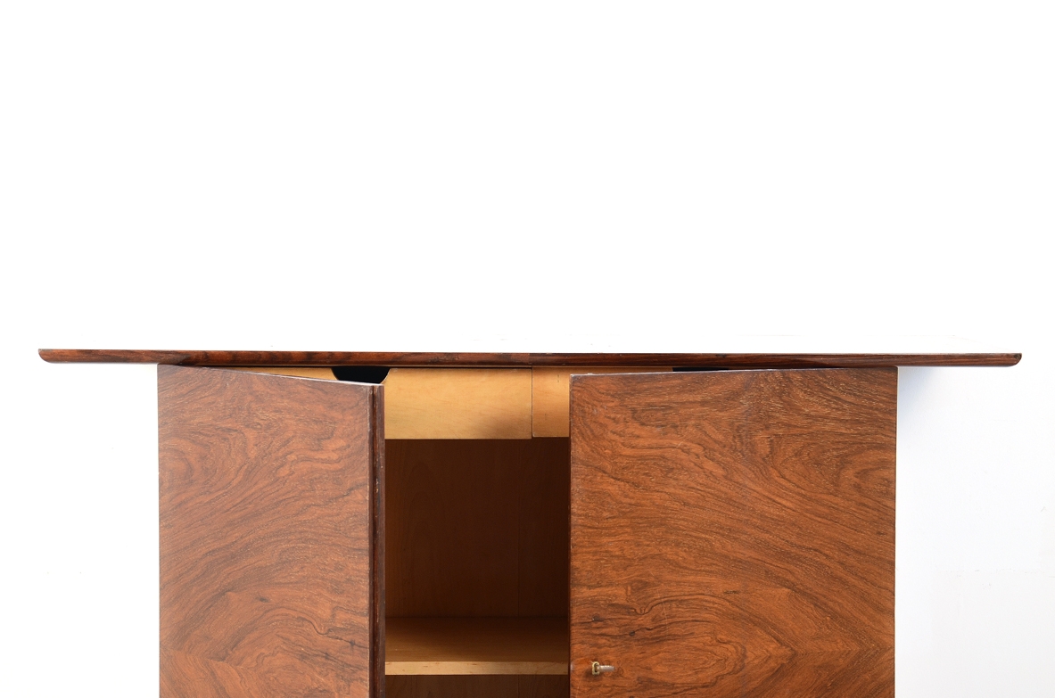 Vittorio Ducrot, very refined rosewood cabinet produced by the famous cabinet maker. Palermi, Sicily, 1930's.