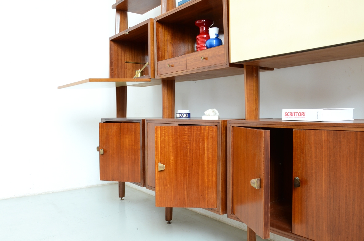 1950's Bookcase in wood, lacquered wood and glass