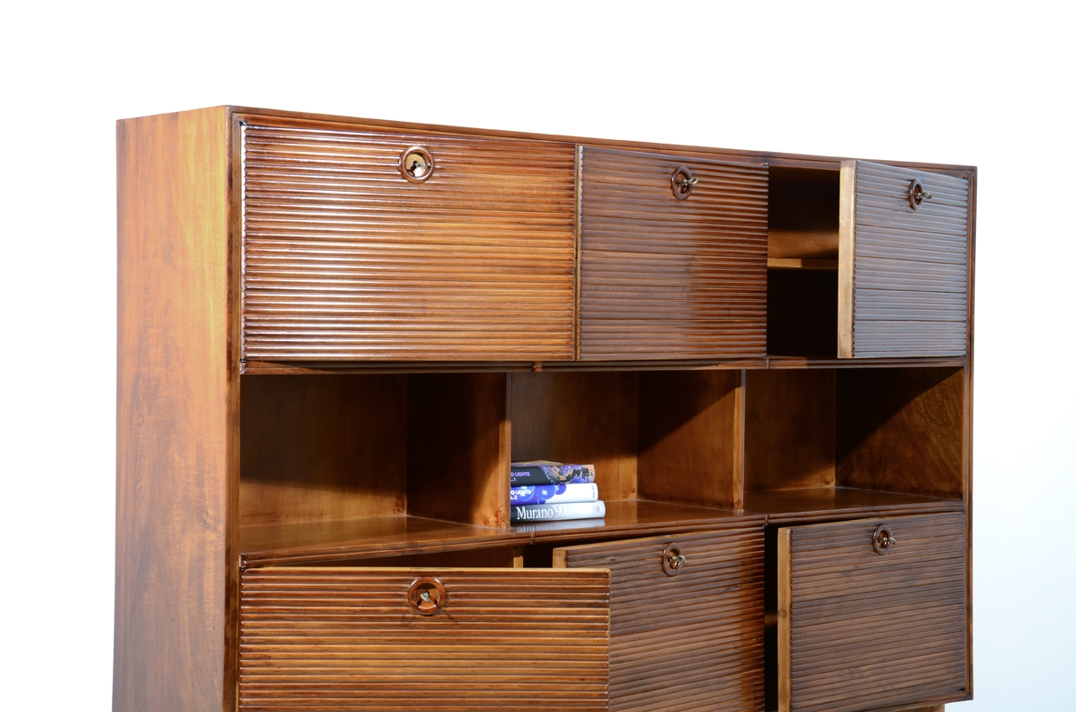 Paolo Buffa, unique Italian 1940's highboard with six grinded doors. and beautiful handles. 