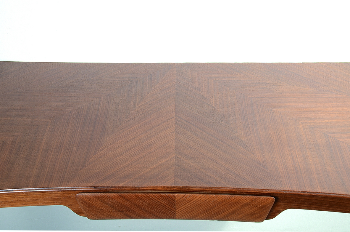 Pair of elegant console tables with a central drawer. Italy, 1950's.