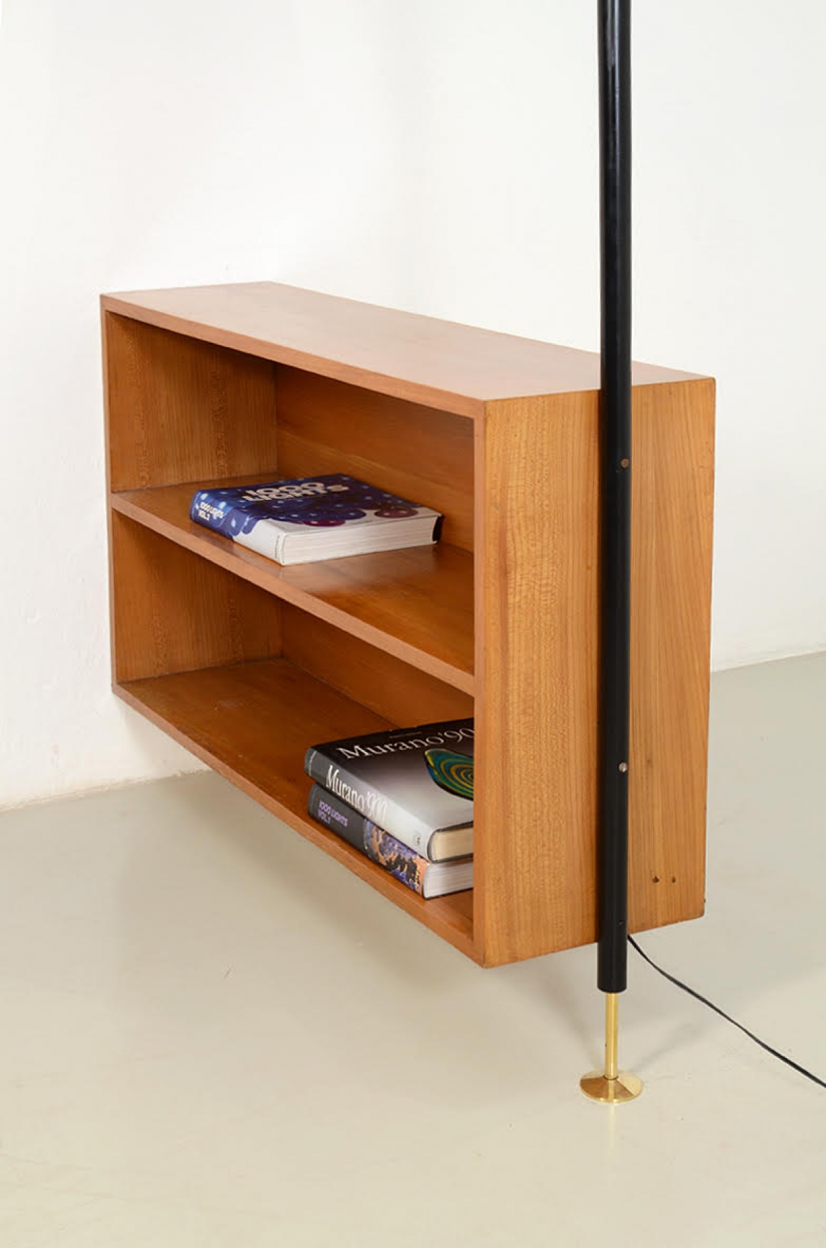 Edoardo Gellner, unique 1950's small library with two original light green lights in brass and metal.