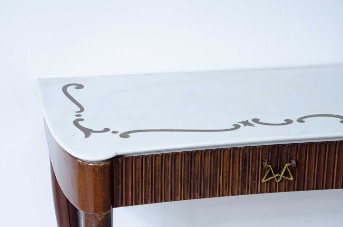 Osvaldo Borsani, console modello 7103, Prod. ABV per Casa Schuela 1949.