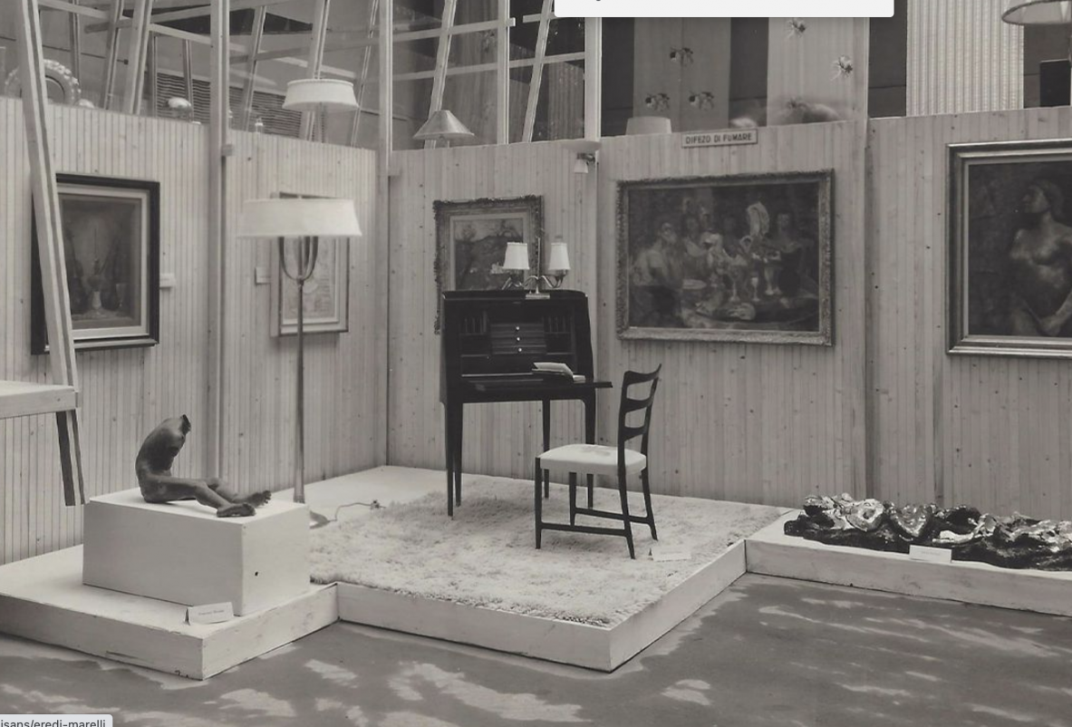 Paolo Buffa (1903-1970)  Set of six elegant dining chairs 1938.