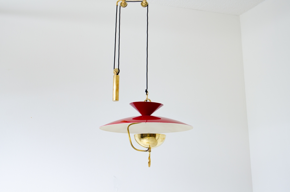 Rare 6-light adjustable chandelier in lacquered metal and brass with counterweight and pulleys.  Italian manufacture, 1940's.