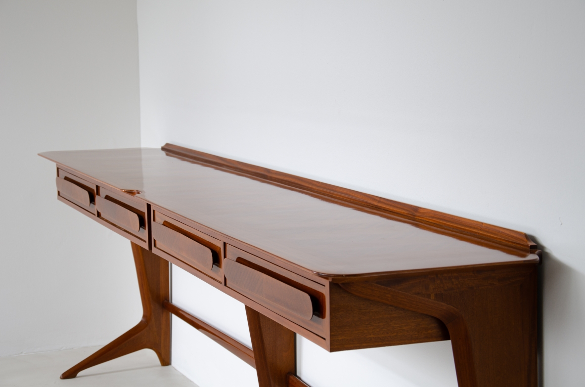 Ico Parisi (1916-1996)  Rara console di grandi dimensioni Manifattura italiana, 1950.