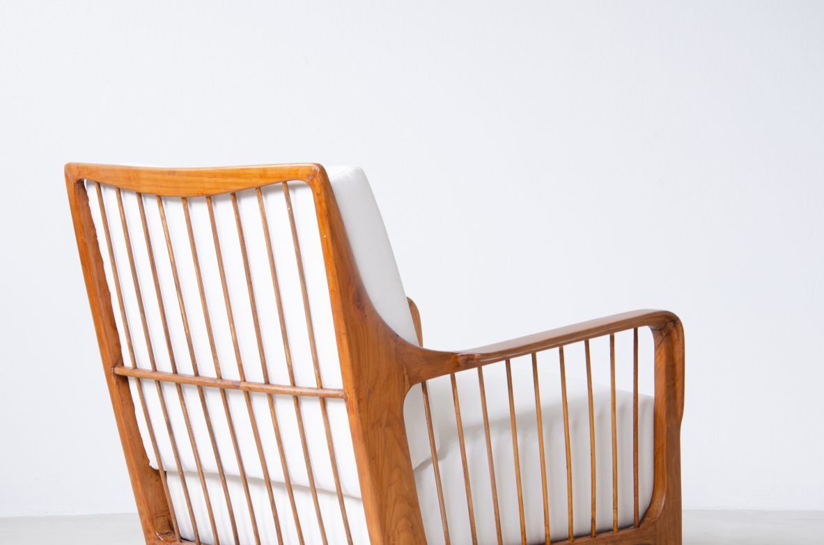 Paolo Buffa (1903-1970)  Rare pair of armchairs in cherry wood and upholstered fabric. 1936.