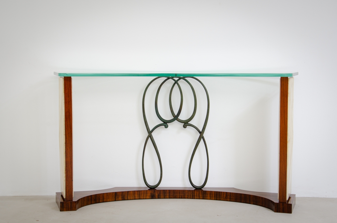 Elegante console con montanti laterali rivestiti in pergamena Attr.Guglielmo Ulrich, 1940ca.