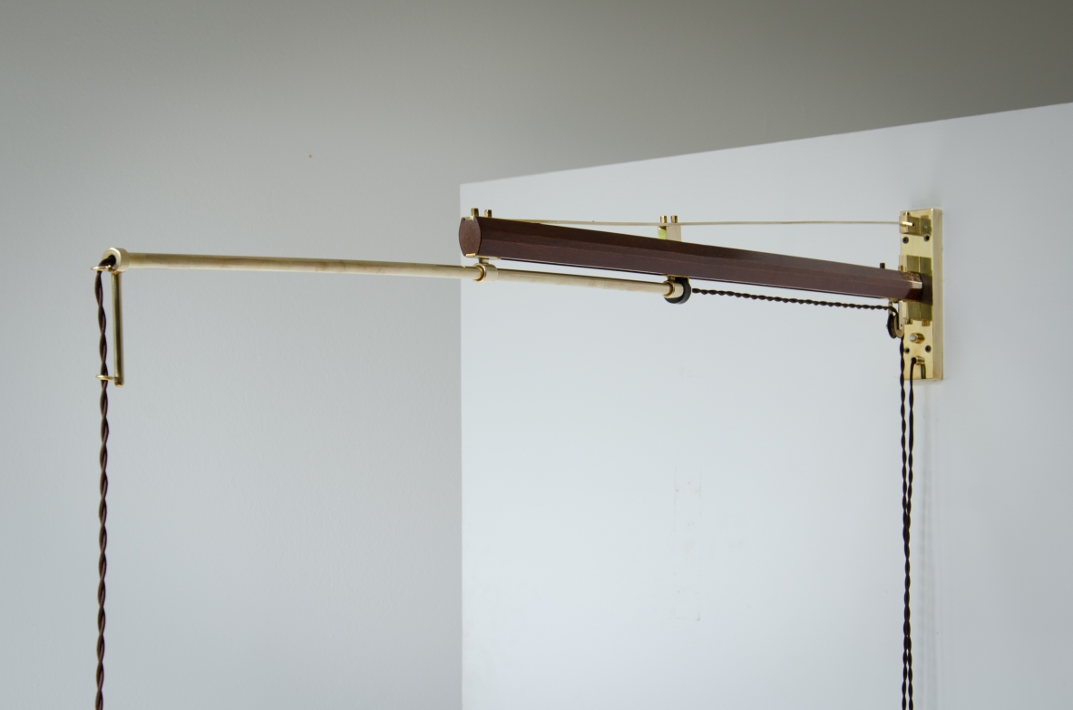 Tito Agnoli (1931-2012)  Rare extendable wall lamp OLuce 1960's. 