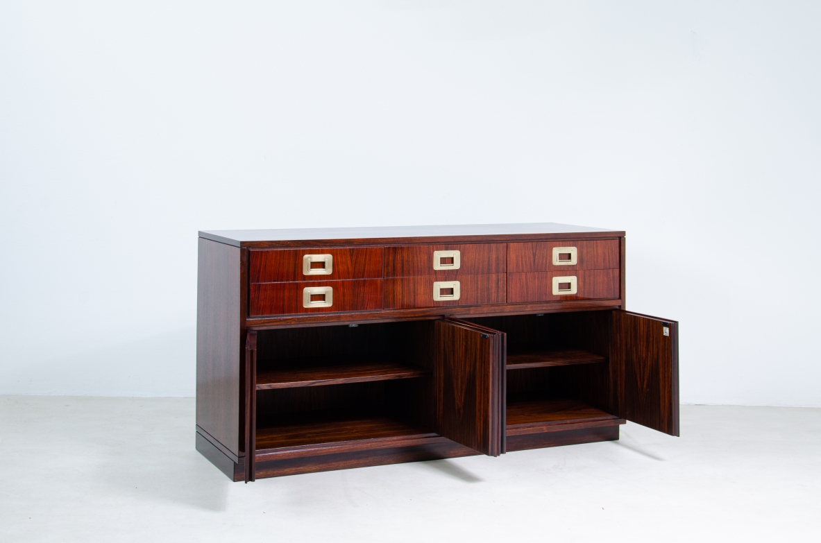 Ico Parisi, rare cabinet in rosewood with brass handles. Spartaco Brugnoli manufacture, 1960's.