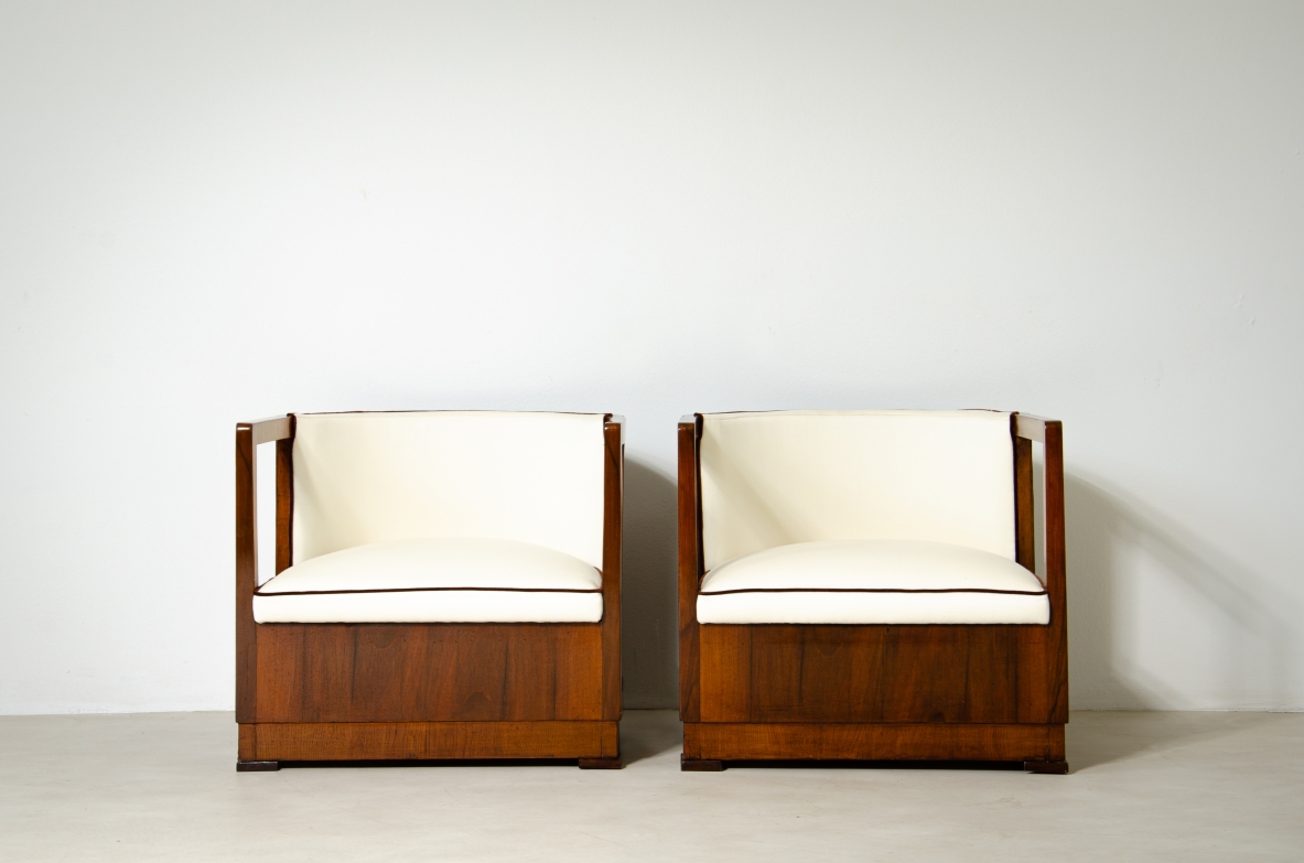 Pair of armchairs in wood and upholstered fabric. 1930's Italian manufacture.