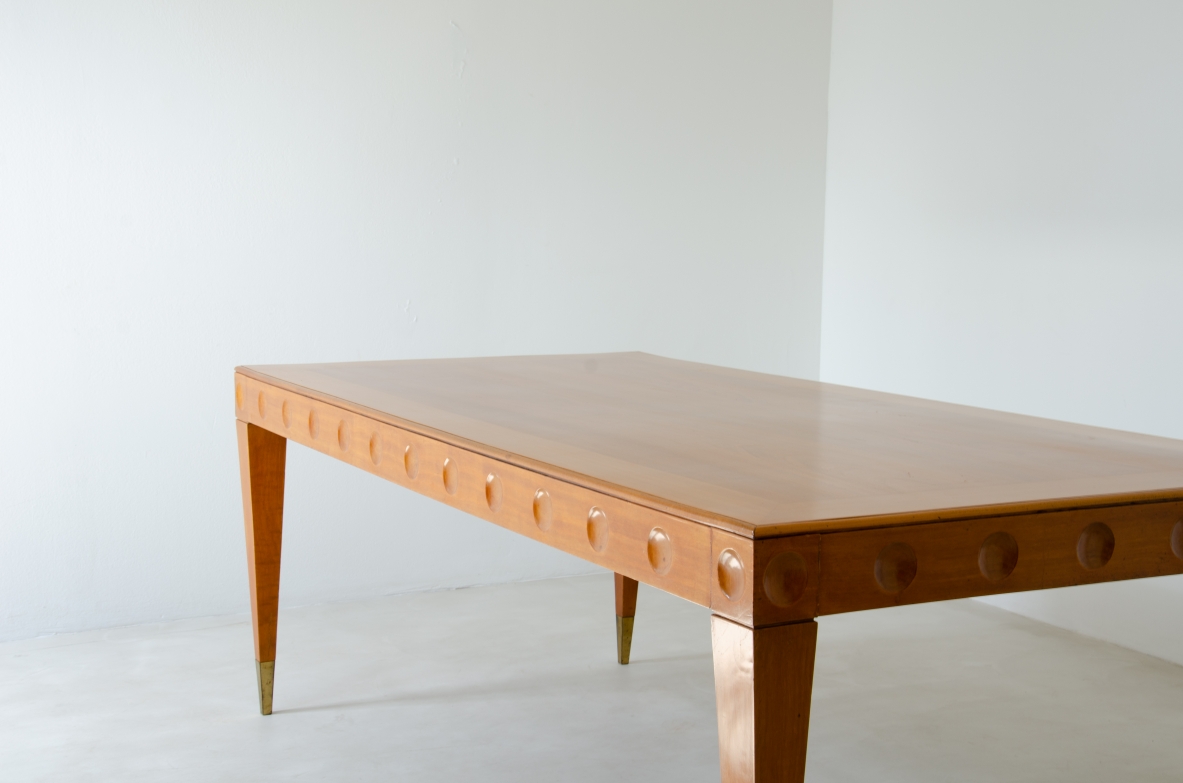 Gio Ponti, 1950's stunning table in cherry wood with nice decoration and thin long tips.