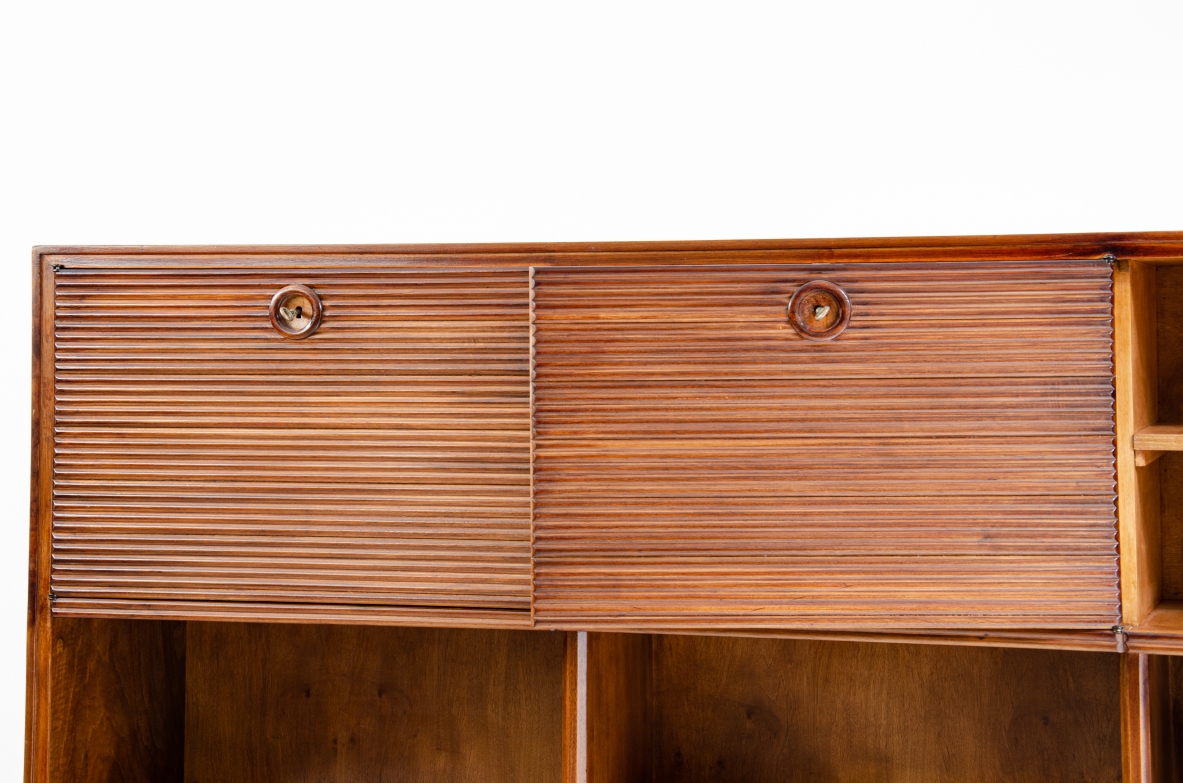 Paolo Buffa, unique Italian 1940's highboard with six grinded doors. and beautiful handles. 