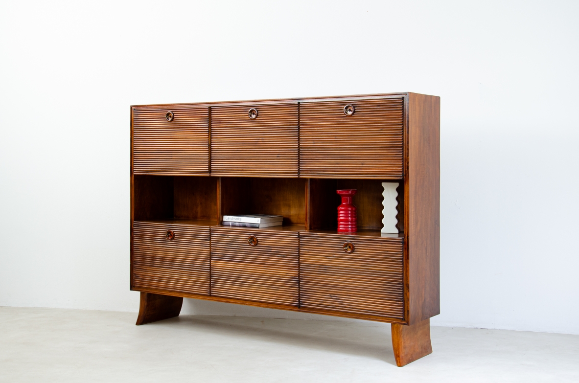 Paolo Buffa, unique Italian 1940's highboard with six grinded doors. and beautiful handles. 