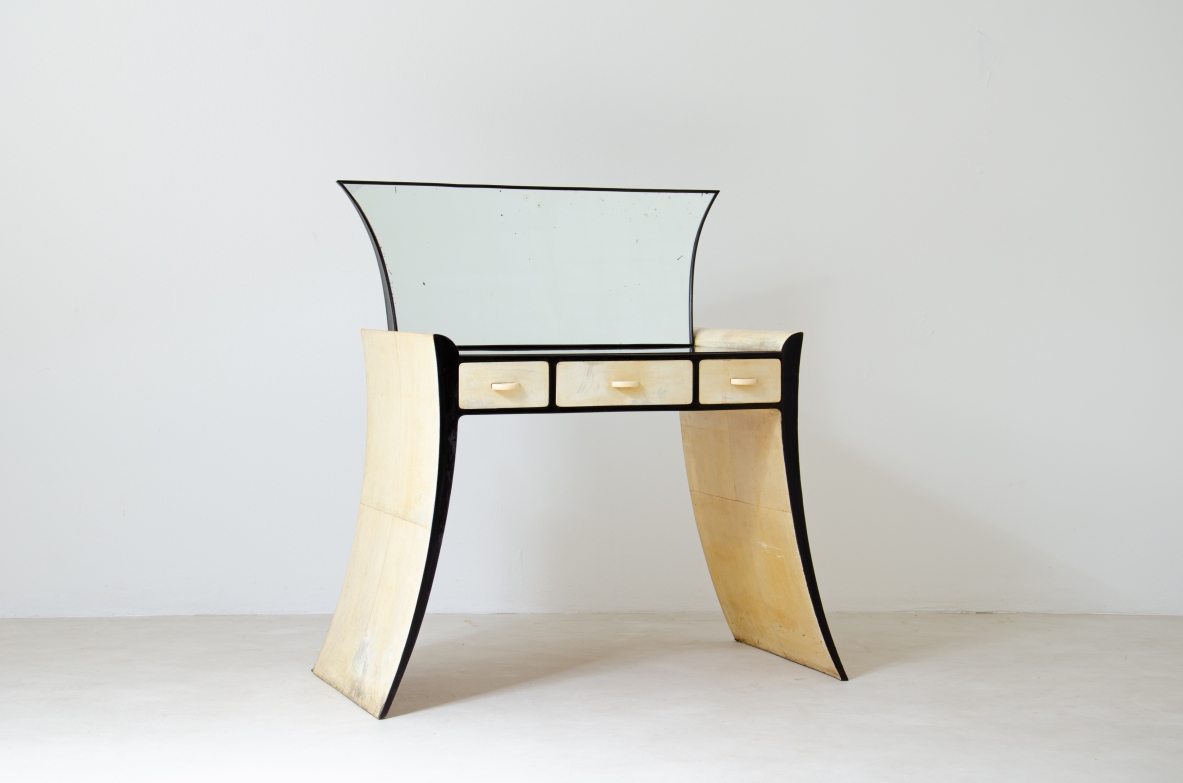 Guglielmo Ulrich. Unique console  table with mirror,  black lacquered wood and parchment covering. Italian manufacture, 1940s