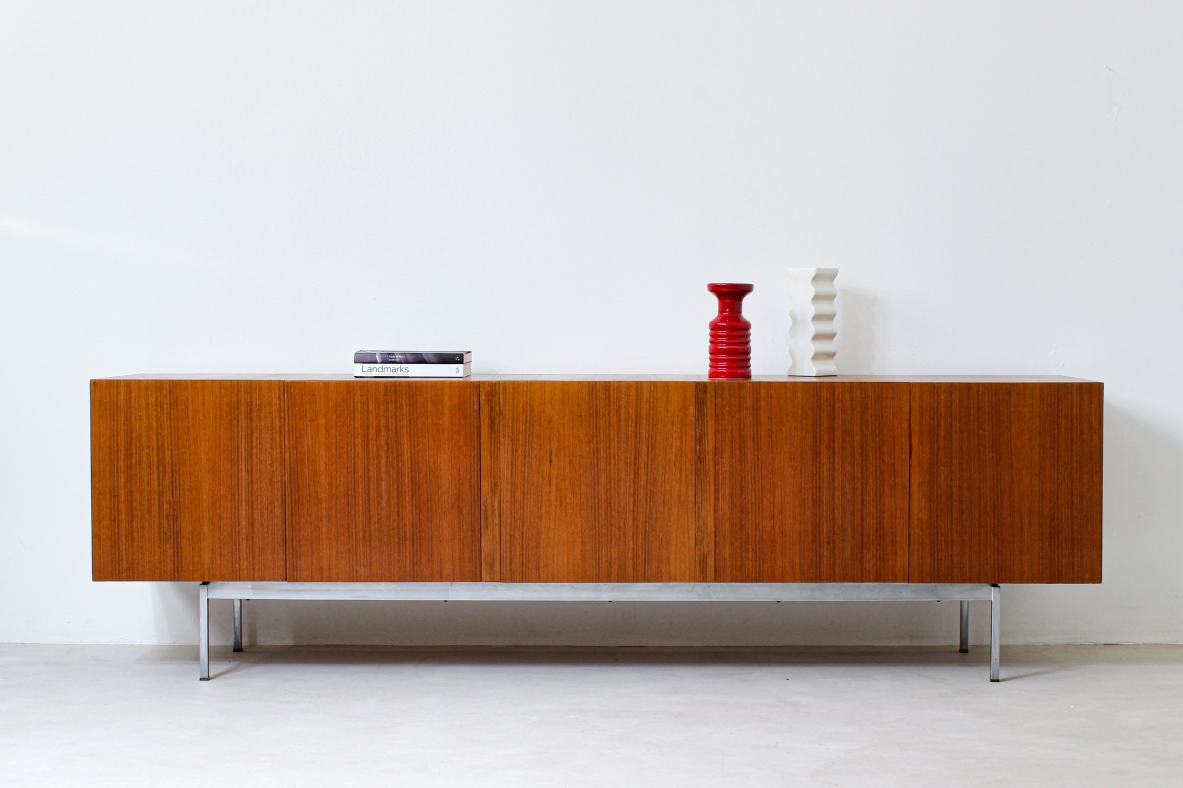 Container unit in blond wood with steel base. Italian manufacture, 1960's.