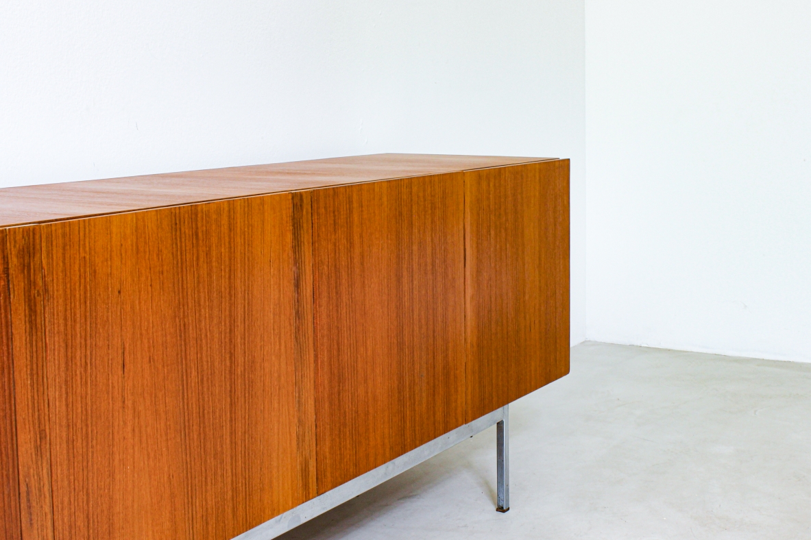 Container unit in blond wood with steel base. Italian manufacture, 1960's.
