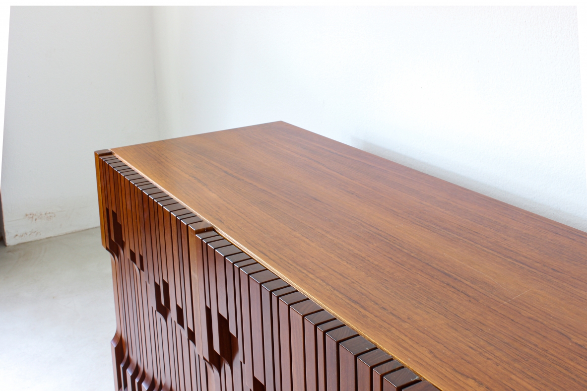 Luciano Frigerio. Large sideboard with front decorated with exotic wood slats. Frigerio di Desio production, 1970's