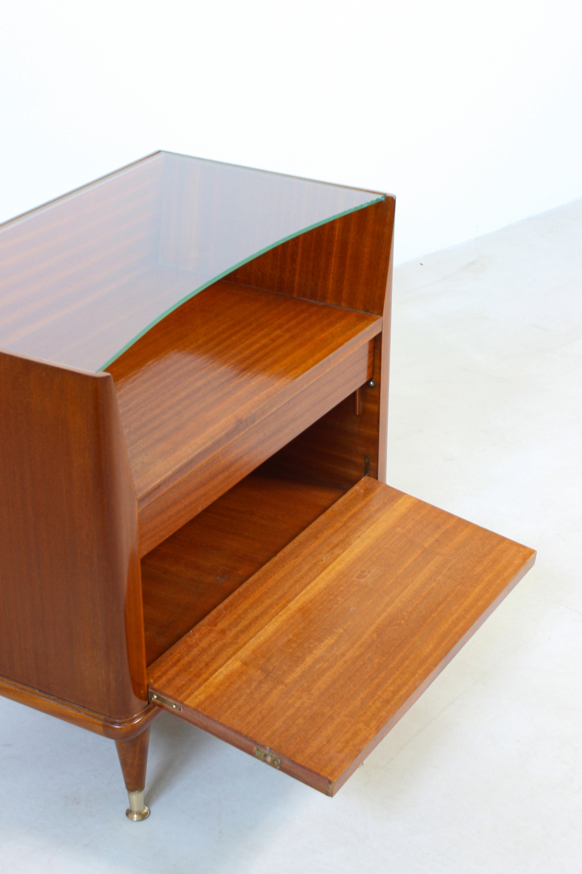 Paolo Buffa (1903 - 1970)  Pair of bedside tables with parchment front, cut crystal top and brass tips, one drawer inside.  Italian manufacture, around 1950.
