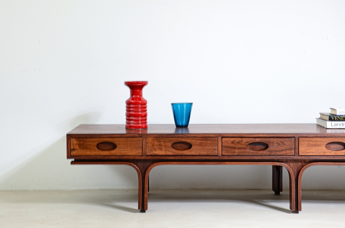 Gianfranco Frattini (1926-2004)  Rare low center table with 6 drawers and three uprights.  Bernini manufacture 1957.