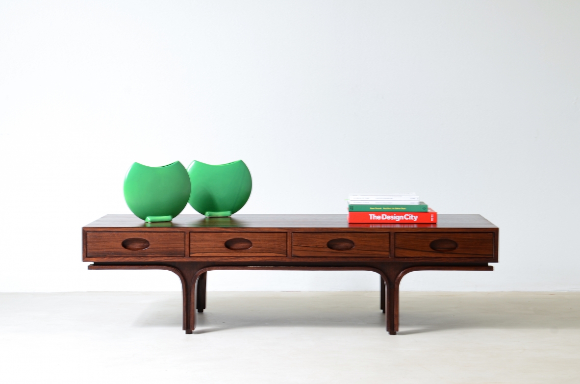 Gianfranco Frattini (1926-2004)  Rare low center table with 4 drawers and two uprights.  Bernini manufacture 1957.