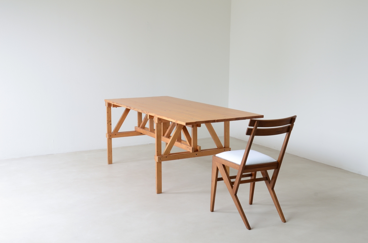 Enzo Mari 1932 - 2020  Table model “Effe”  Manufactured by Simon in 1974.