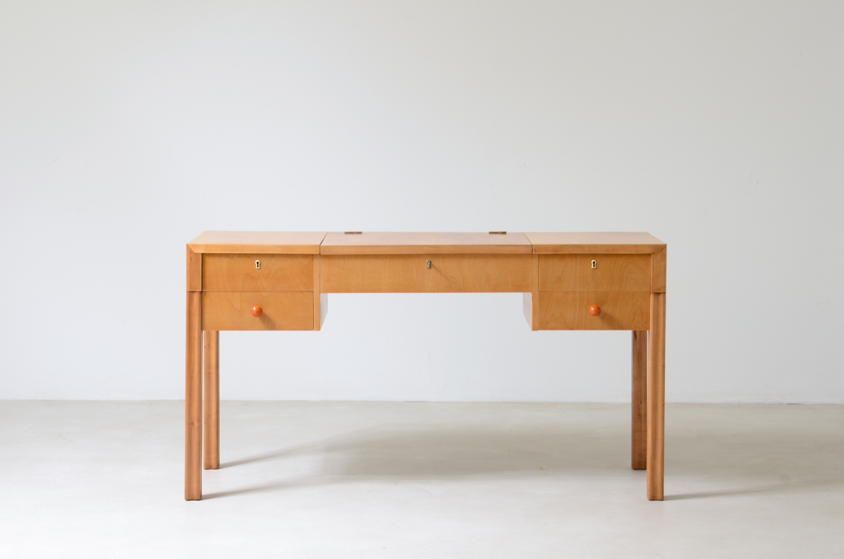 Serafino Arrighi  Petinoise console in blond wood with mirror and drawers.  Serafino Arrighi manufacture, lable production late 1940s