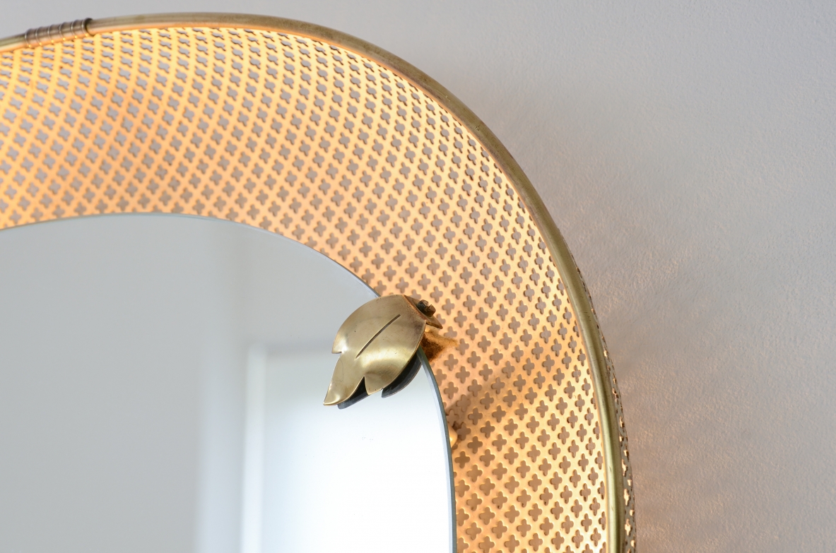 Large and rare heart-shaped backlit mirror in curved metal mesh, Italian manufacture