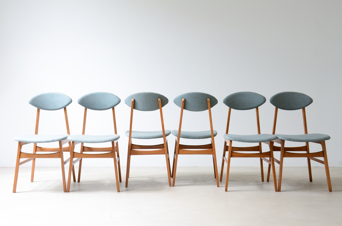 6 chairs with ogive back, wooden frame and cotton upholstery. Italy 1960's.