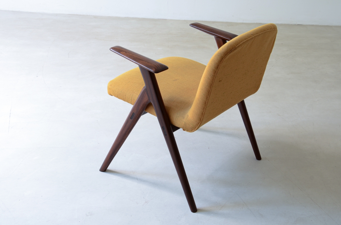 Luigi Vietti Six elegant armchairs in wood and padded fabric.1960's