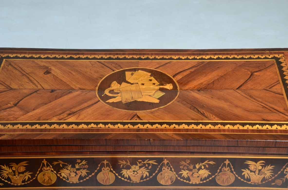 Elegant gaming table with inlay designs.North italian manufacture, Louis XVI era. 1780ca.