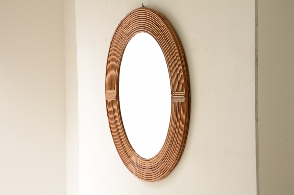 Vivai del Sud  Specchio tropicalista di forma ovale in rattan.