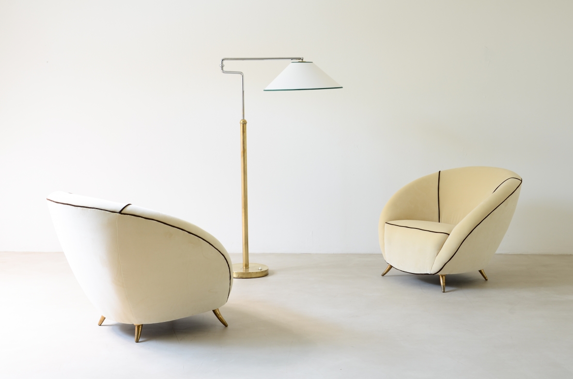 Guglielmo Veronesi  Pair of armchairs upholstered in velvet, Isa Bergamo 1950's