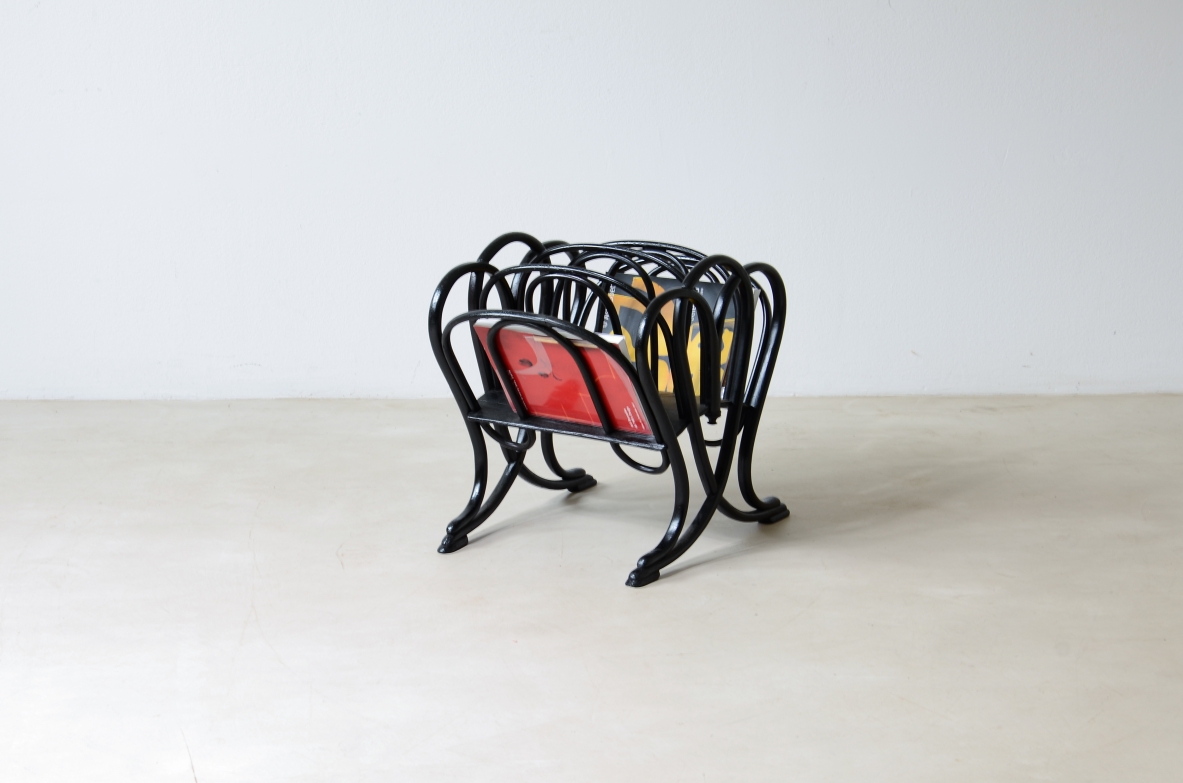 Michael Thonet   Portariviste in faggio curvato e lucidato all anilina nera.Secessione Viennese 1900-1920ca.