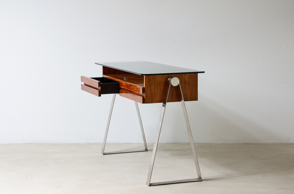 Console modernista in rovere biondo con struttura in acciaio, Manifattura italiana 1960ca.