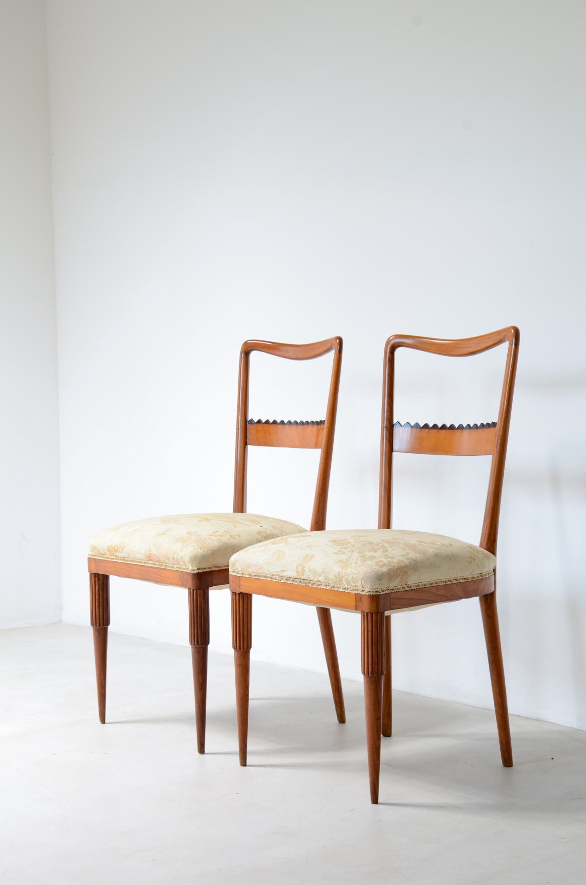 Fratelli Marelli  6 cherry chairs with open backrest 1950