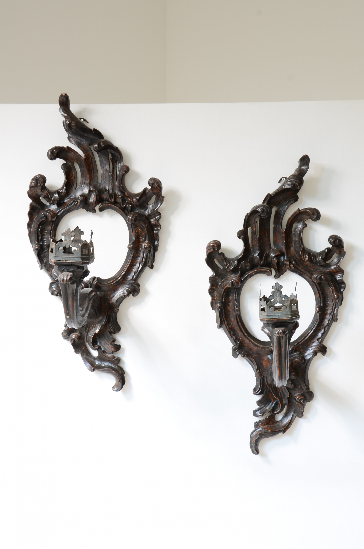 splendid Venetian palace torch holders, Rococco 1730-1750.