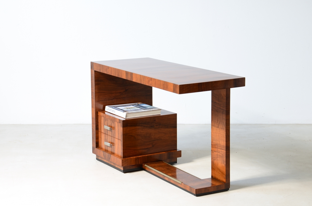 ABV. Borsani Varedo Elegant writing desk manufacture, ca. 1930.
